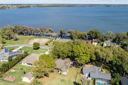 26505 Savage Cir, Howey In The Hills, FL 34737-3039