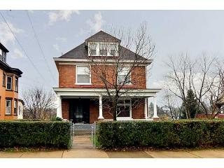 201 Waldorf St, Pittsburgh, PA 15214-1925