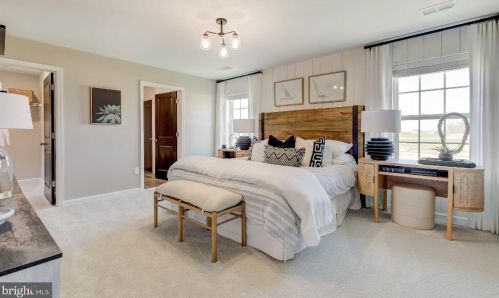 179 Winifred Dr, Hanover PA  17331 exterior