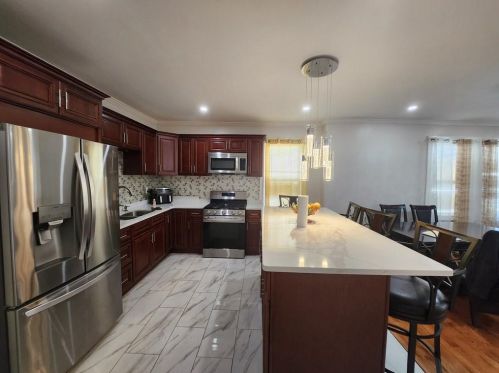 9 Harding Ave, Providence RI  02905-2506 exterior