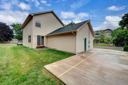 701 23rd Ave, South Saint Paul MN  55075-1322 exterior