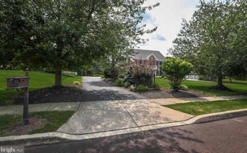 816 Nesbitt Rd, Prospectville, PA 19002-2328