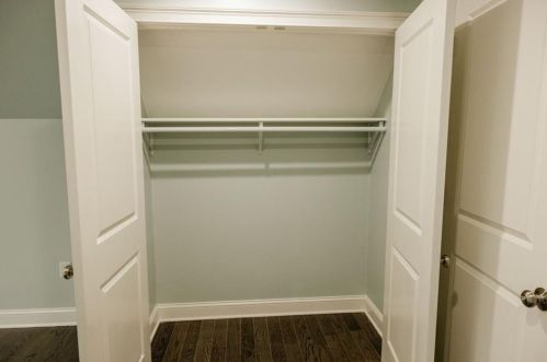 10 Woodward Rd, Lincoln RI  02865-4917 exterior