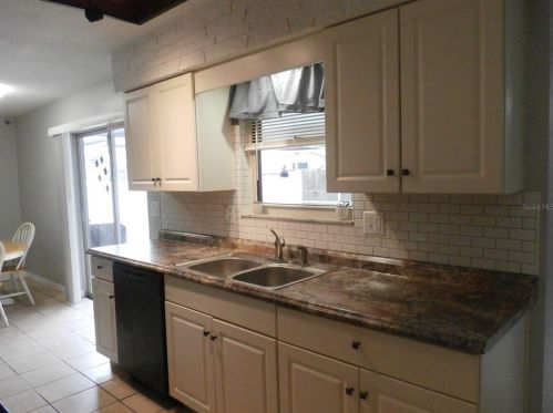 292 Greenwood Ave, Ormond Beach, FL 32174-5278