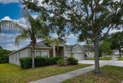 11352 Callaway Pond Dr, Riverview, FL 33579-2347