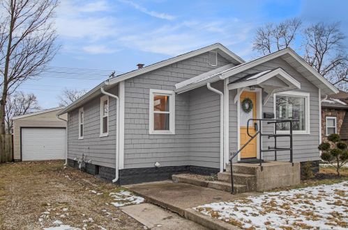 1809 Homewood Ave, Mishawaka IN  46544-2639 exterior