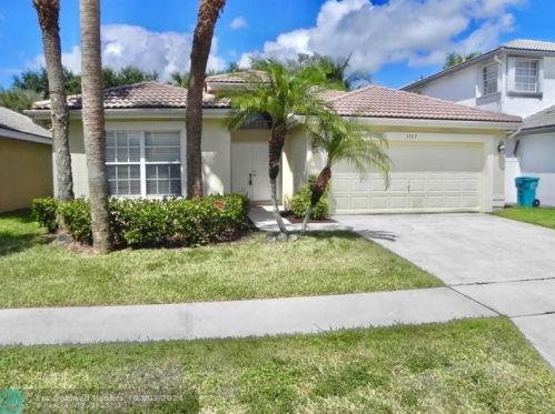 3787 Providence Rd, Boynton Beach, FL 33436-8537