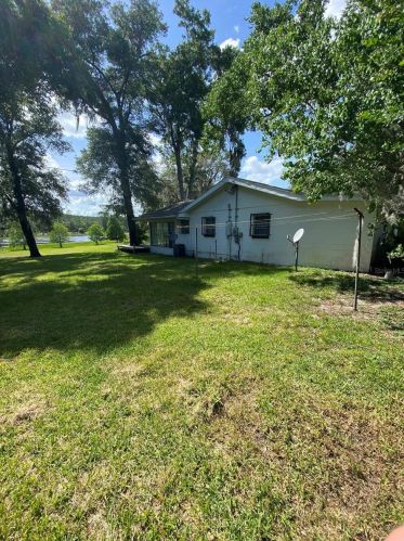 15150 257th Ct, Umatilla, FL