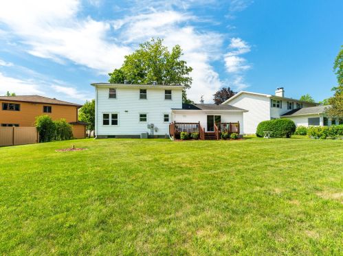 2555 Madison Pl, La Crosse, WI 54601-5142