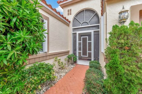 10870 Crystal Key Ln, Boynton Beach, FL 33437-4213