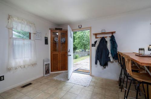 737 Leesburg Ave, Washington Ch OH  43160-1251 exterior