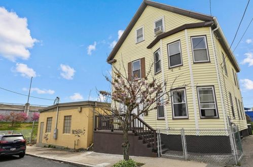 32 Eudora St, Providence RI  02903-4910 exterior