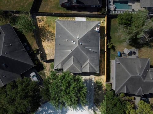 6804 Adella Ct, Pearland TX 77584-3213 exterior