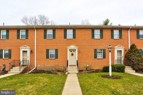 966 Eagle Ln, Longlevel, PA 17368-9624
