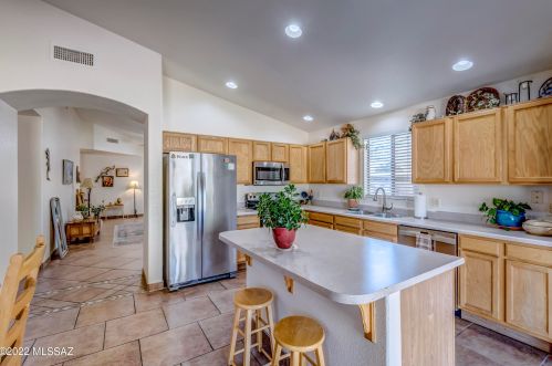 2898 Simplicity Dr, Tucson, AZ 85741-1577