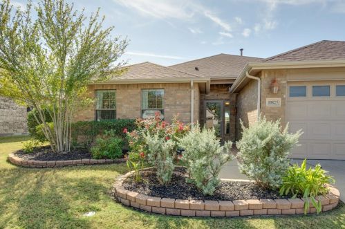 10825 Southerland Dr, Denton, TX 76207-8683