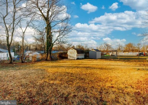 753 Devenney Dr, Gloucester NJ  08031-1712 exterior