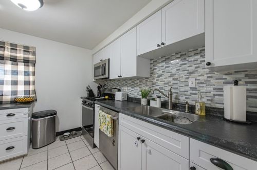 741 Sara Ln, Verona PA  15147-2636 exterior