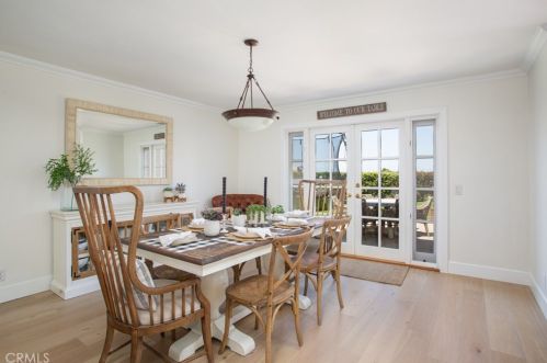 2936 Alta Vis Dr, Newport Beach CA  92660-3205 exterior