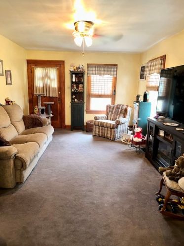 255 Blackhawk Rd, Beaver Falls PA  15010-1465 exterior