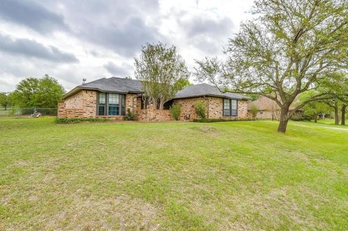 601 Pheasant Run, Burleson, TX 76028-6121