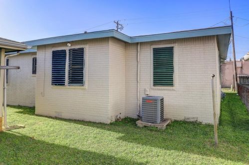 1014 49 St, Galveston TX 77551-5603 exterior