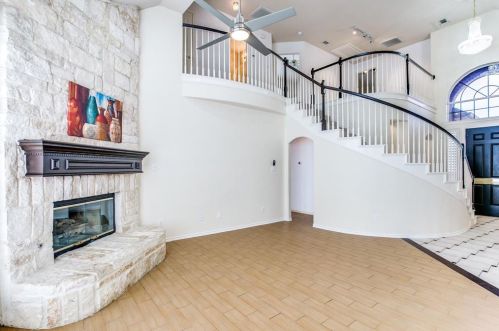 3646 Crowberry Way, Euless, TX 76040-7176