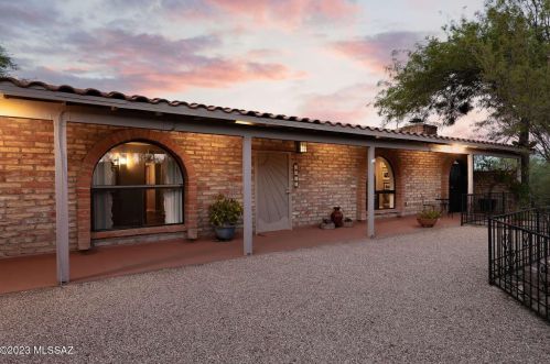 5046 Camino Del Desierto, Tucson, AZ 85745-9119
