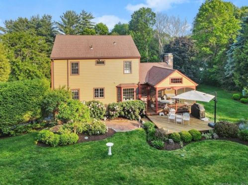 97 Plumtrees Rd, Bethel, CT 06801-3102