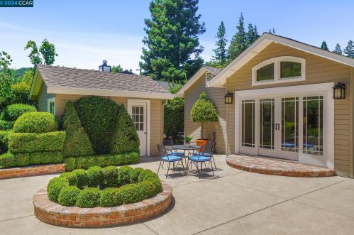 1539 Las Trampas Rd, Alamo CA  94507-1846 exterior