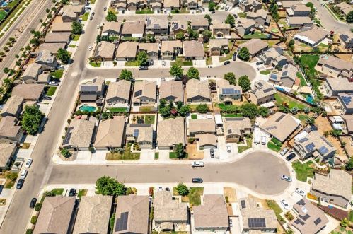 3053 Stanley Ave, Fresno CA  93737-9284 exterior