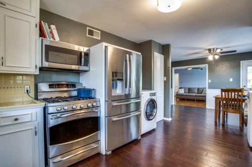 406 Frances Way, Richardson TX  75081-4206 exterior