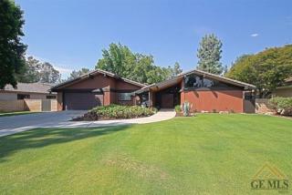 3214 Panorama Dr, Bakersfield, CA 93306-1143