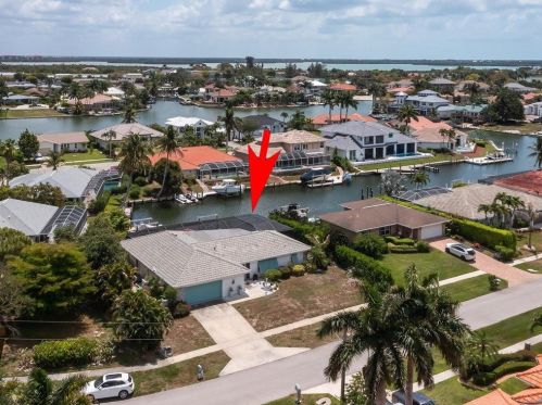 149 Richmond Ct, Marco Island, FL 34145-5109