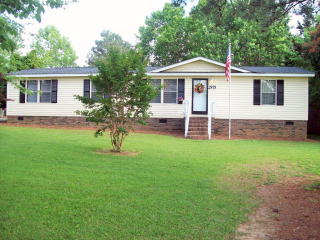 2975 Tanbark Dr, Nashville, NC 27856-9396