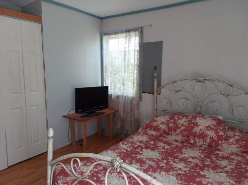 23 Flint Ct, Groton CT  06340-4824 exterior