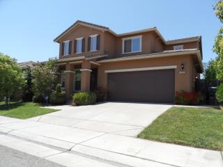 7832 Golden Ring Way, Sacramento, CA 95843-6123