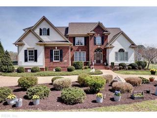 104 Taylor Farm Ln, Yorktown, VA 23693-3135
