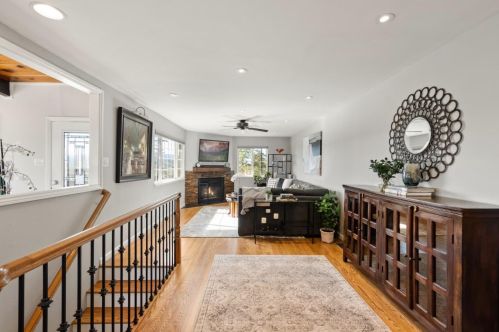 2440 Lincoln Ave, Belmont CA  94002-1424 exterior