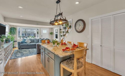 57 Barberie Ave, Monmouth Hills NJ  07732-1518 exterior