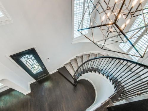 7056 Nueces Dr, Irving TX  75039-3339 exterior