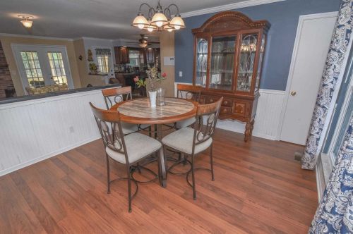 8883 Valley Circle Dr, Florence KY  41042-9523 exterior