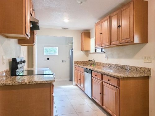 4641 Indian Riv Dr, Cocoa FL 32927-5912 exterior