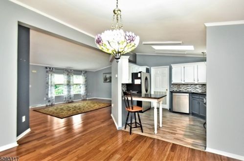 21 Twilight Trl, Belvidere NJ  07823-2905 exterior