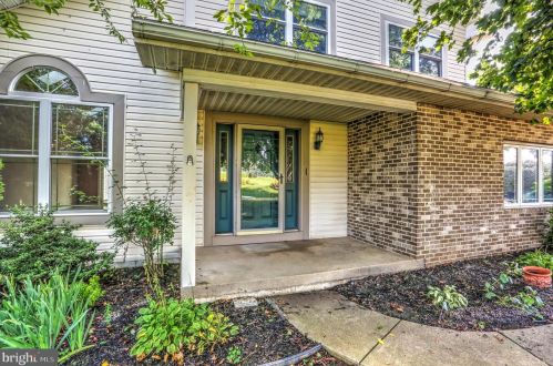 193 Mount Airy Rd, Smithville, PA 17560-9427
