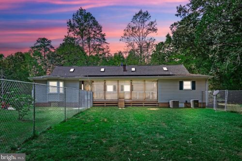 3989 Stratford Hall Rd, Montross VA  22520-3322 exterior
