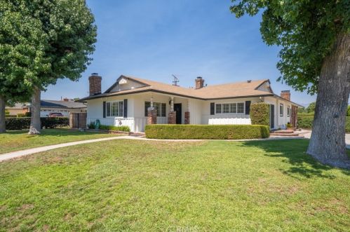 2551 Larkwood St, West Covina, CA 91791-2833