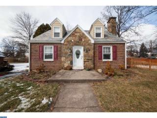 323 Chestnut St, Souderton, PA 18964-1138