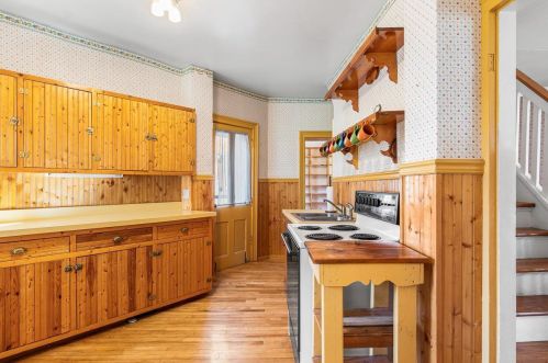 610 Liberty St, Ripon WI  54971-1220 exterior