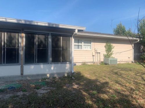 4653 Crescent Rd, Brooksville, FL 34606-1627
